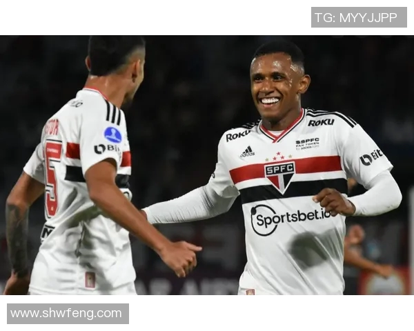 帕梅拉斯与阿瓦依激战正酣谁能在这场较量中笑到最后 帕梅拉斯与阿瓦依激战正酣谁能在这场较量中笑到最后